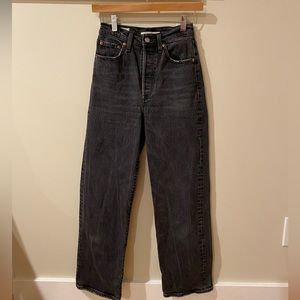 Levi’s Ribcage Straight Ankle washed black